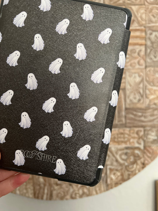 Ghosts Kindle Case - Scratched