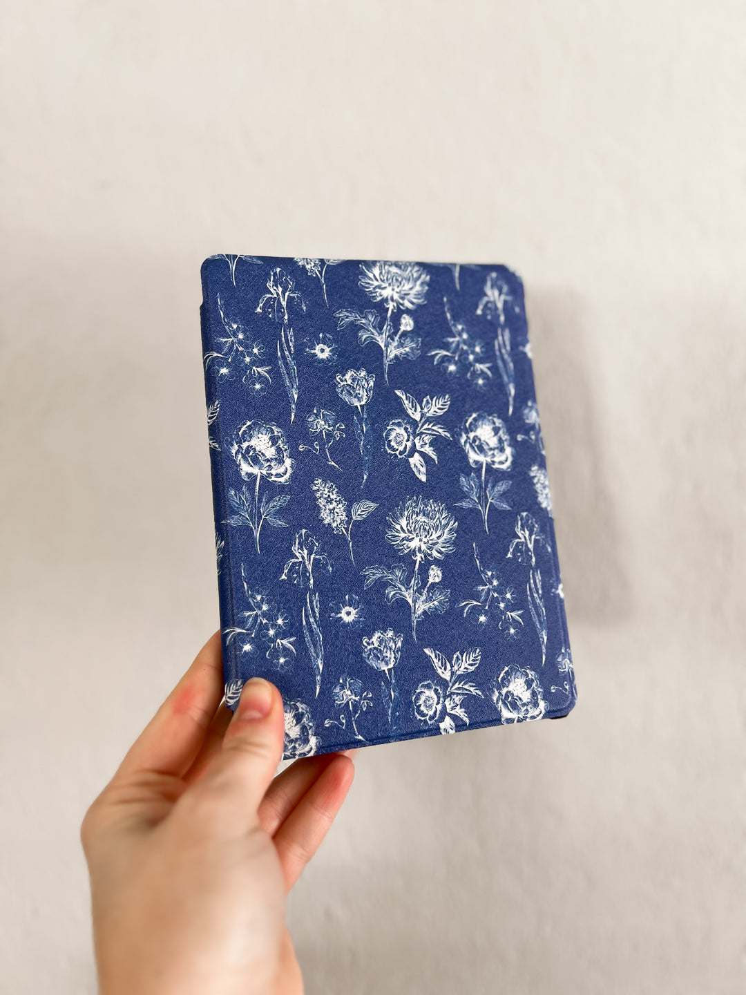 Vintage Floral Kindle Case